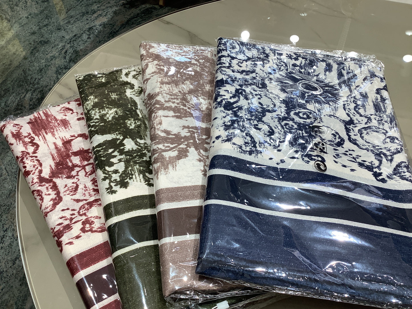 Foulard con disegno
