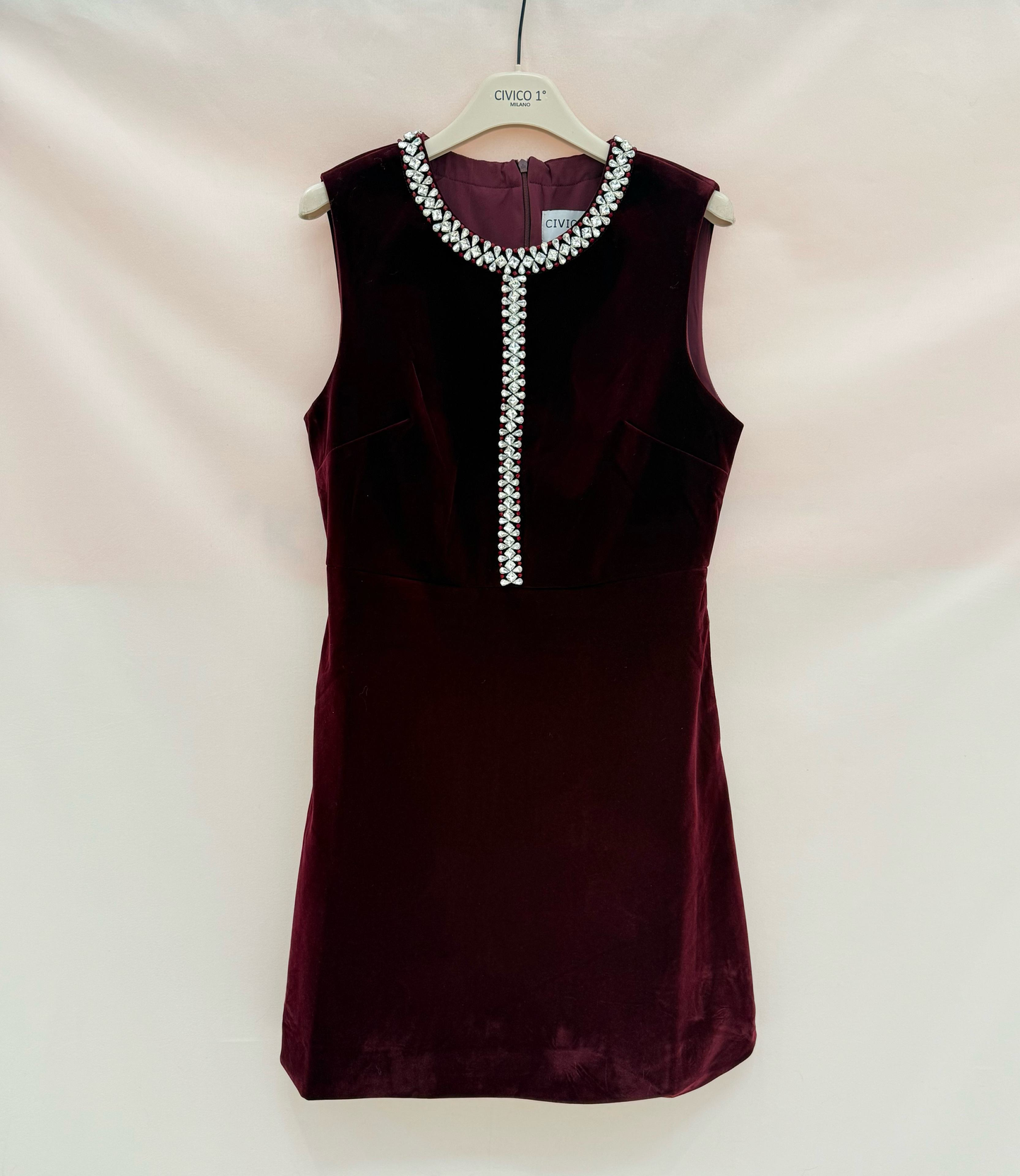 Abito in velluto con dettaglio