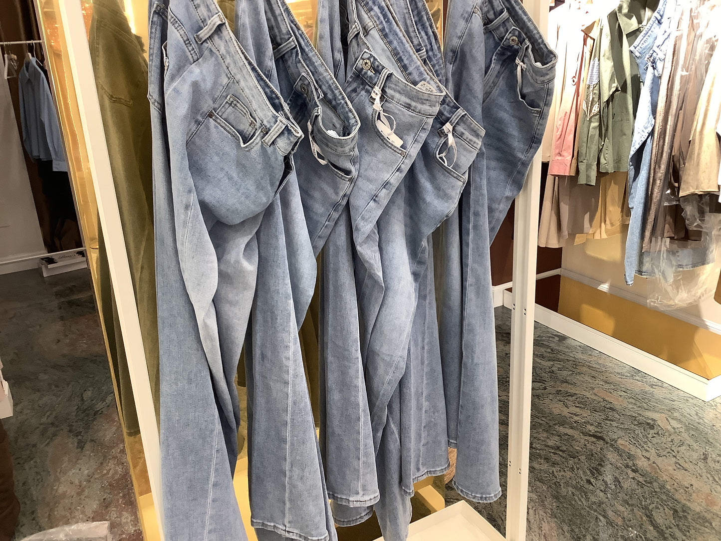 Jeans