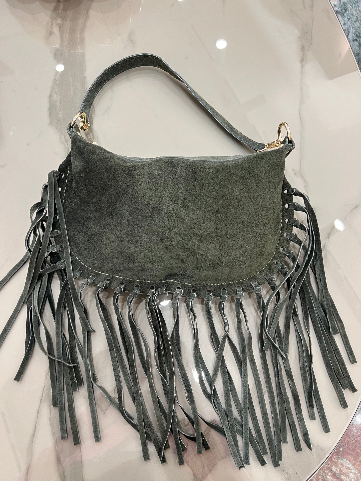 Borsa in camoscio con frange