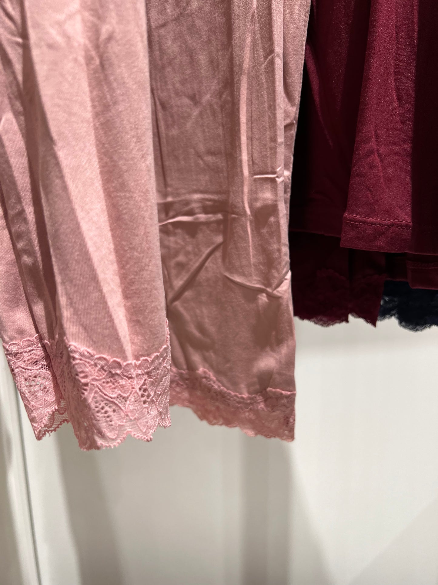 Pigiama con merletto