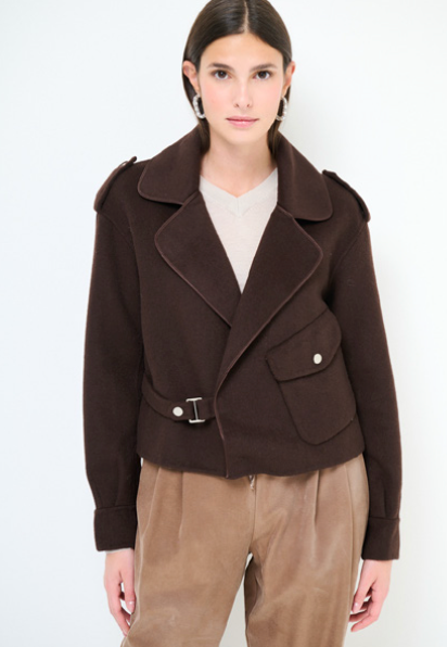 Giacchina corta con fibbia