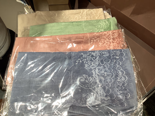 Foulard ricamati