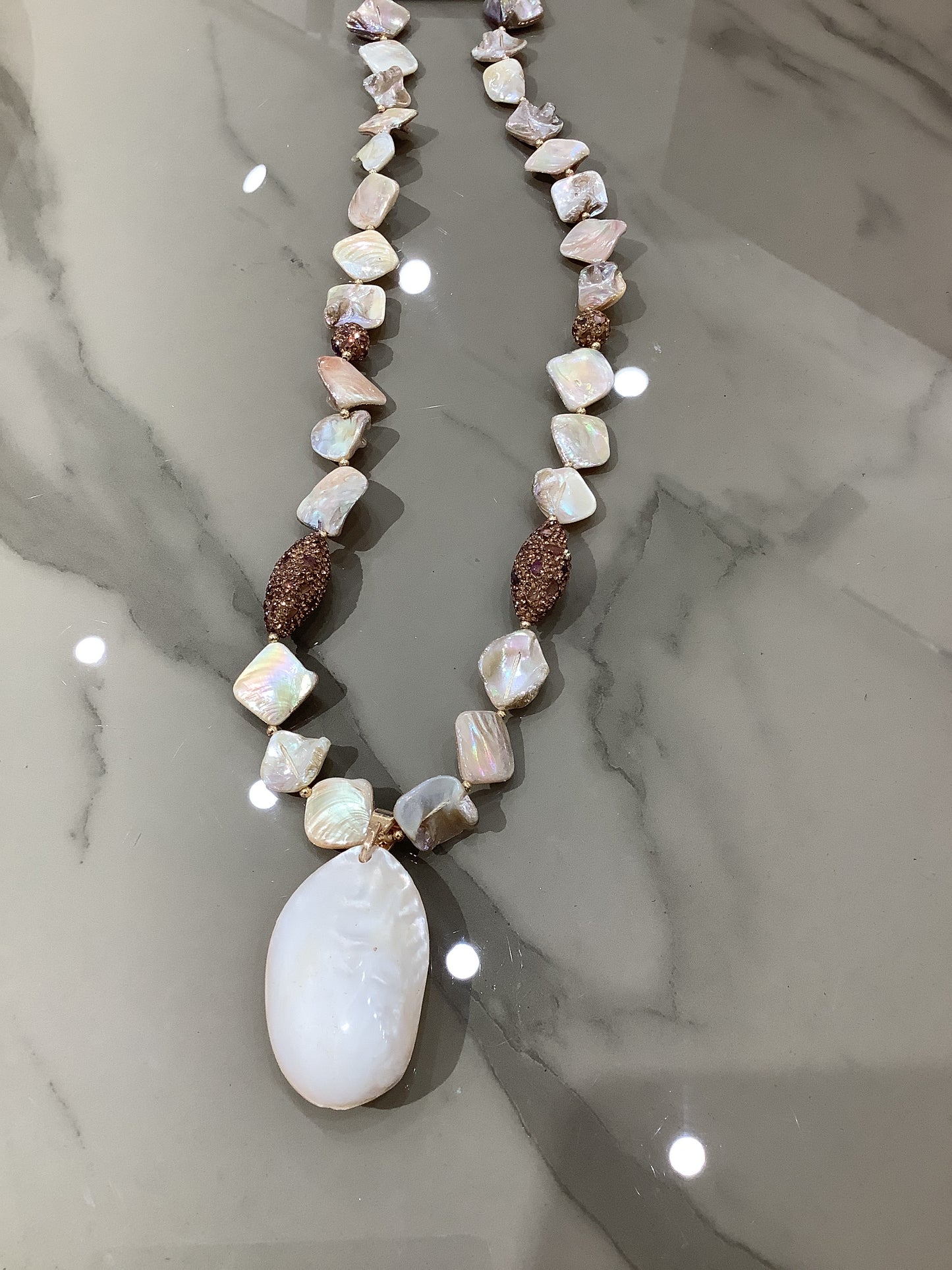 Collana con ciondolo