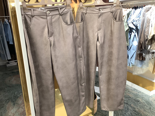 Pantalone vir pelle