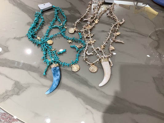 Collana con corno