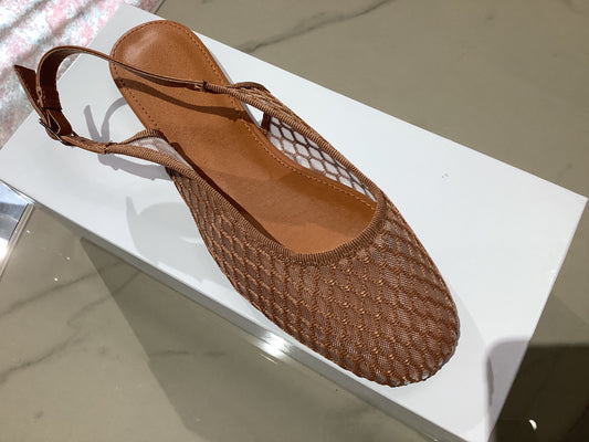 Ballerina aperta dietro