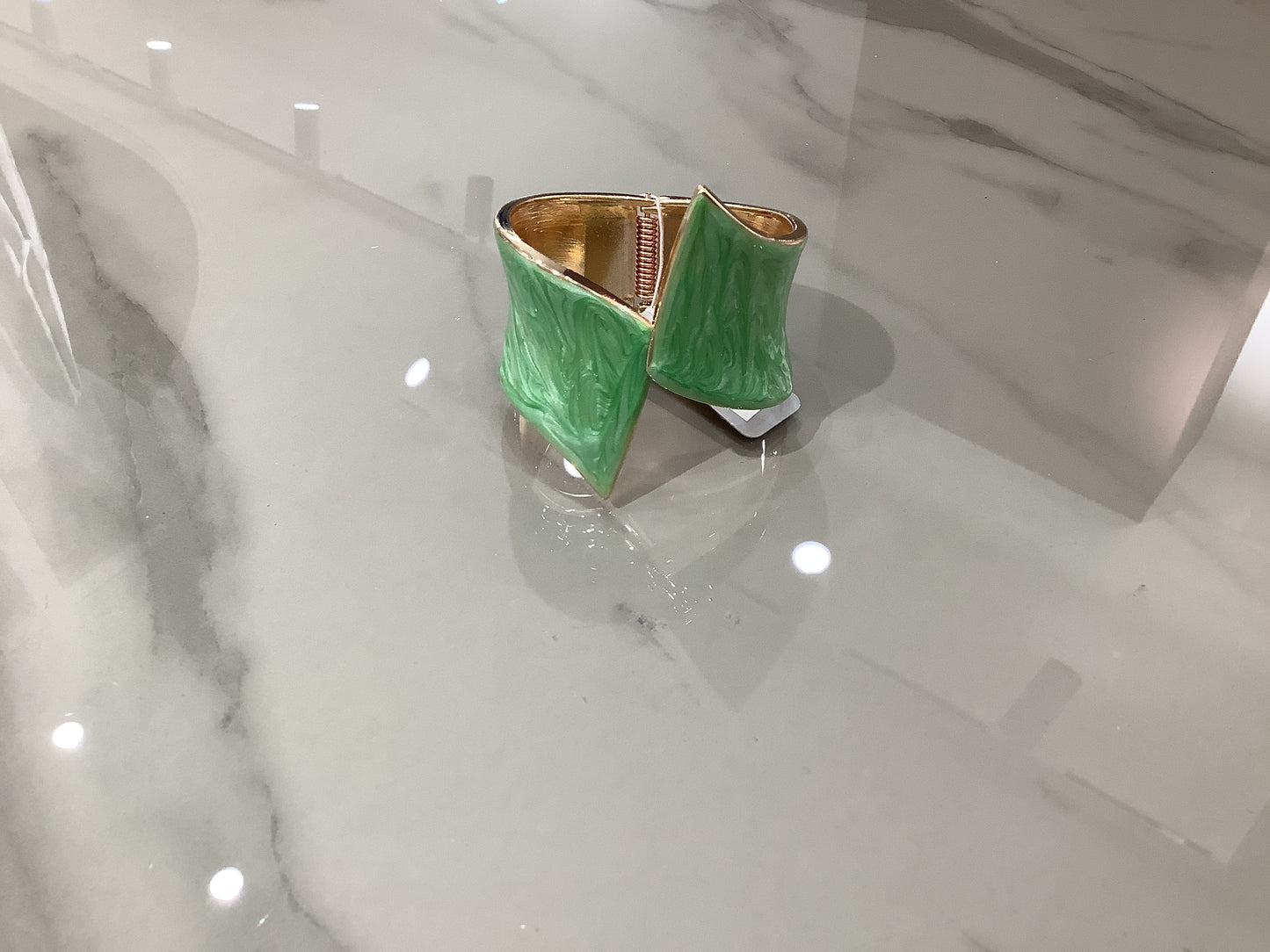 Bracciale rigido verde