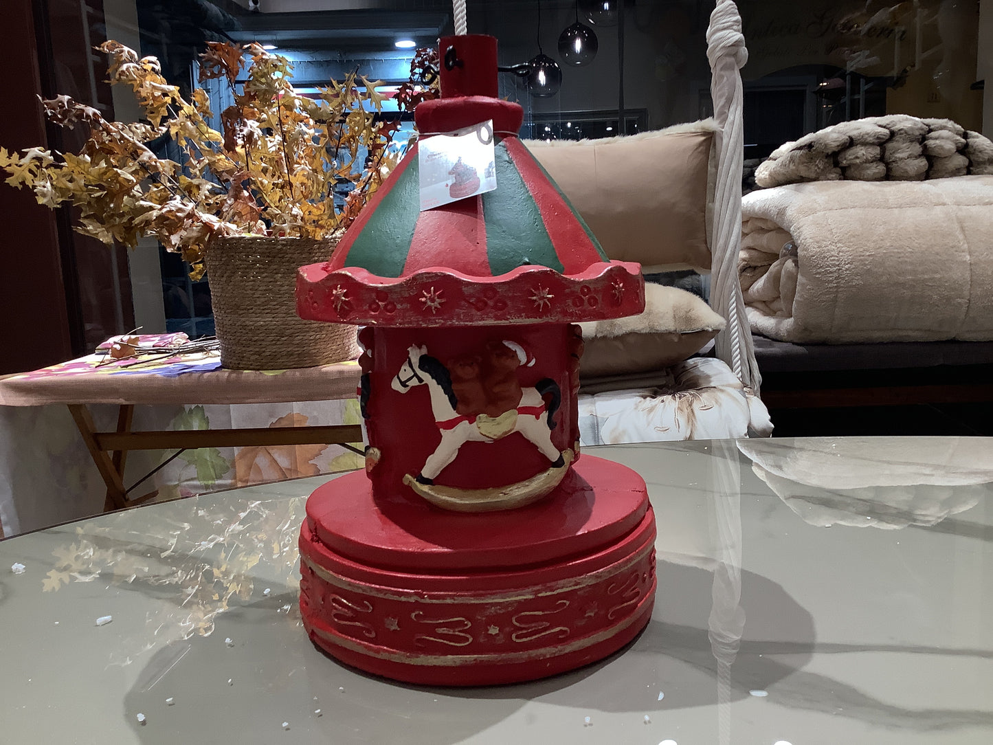 Sotto albero a giostra