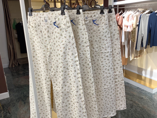 Jeans bianco fiori