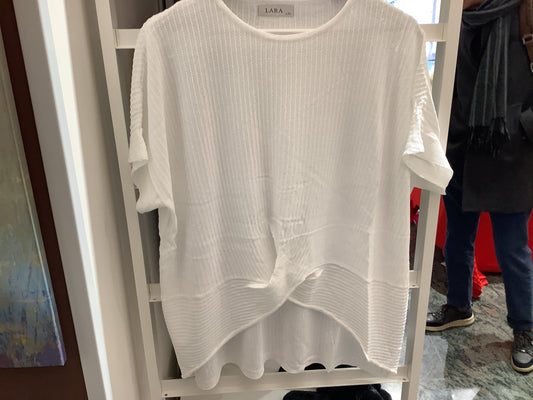 Maglia in filo con nodo centrale