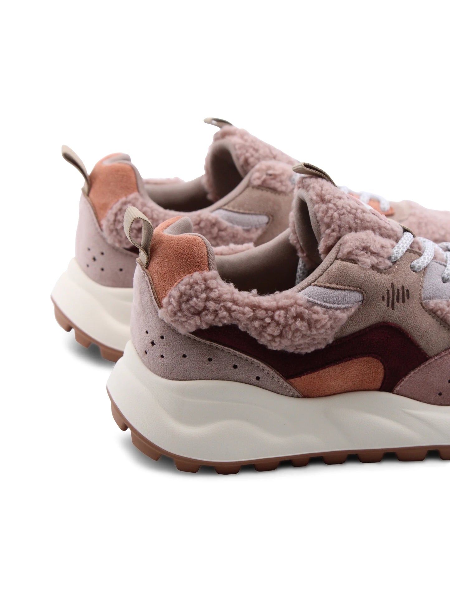 Sneakers in pelliccia