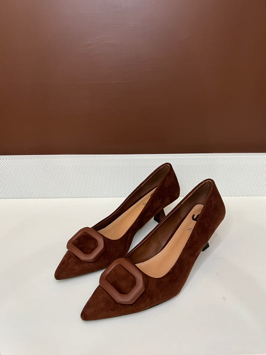 Décolleté in camoscio