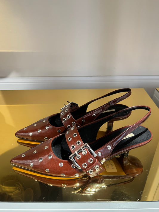 Slingback con borchie