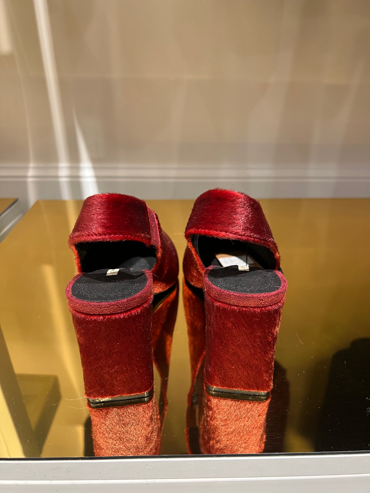 Décolleté in pelo corto