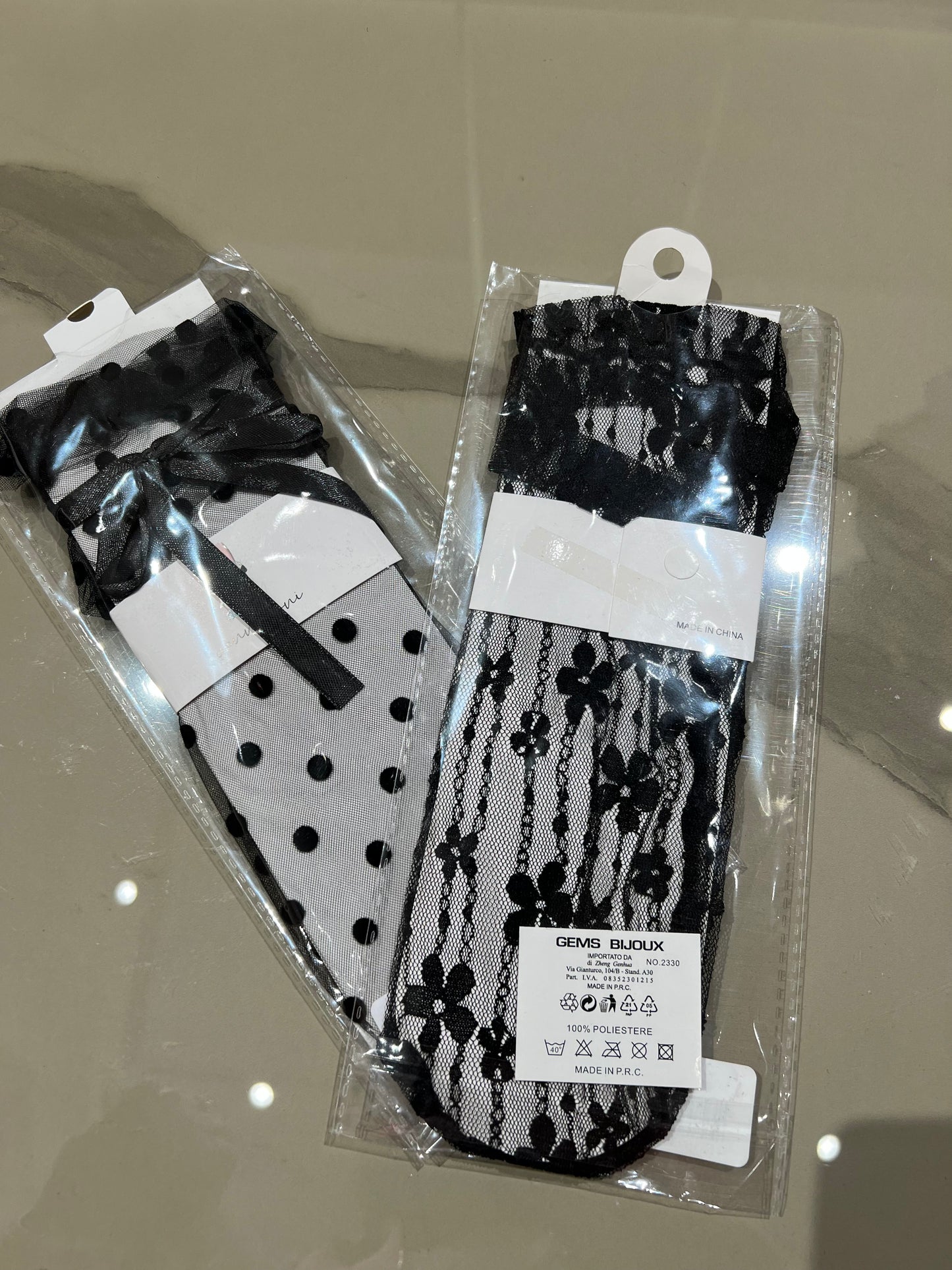 Calzino a rete ricamato