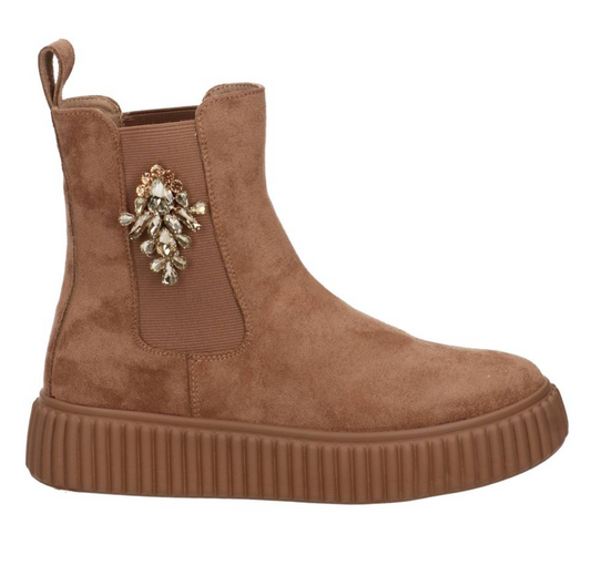 Stivaletto basso in camoscio con gioiello